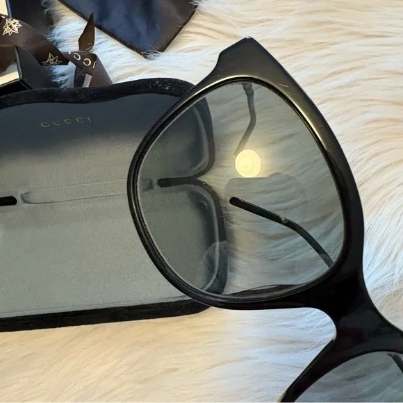 Gucci sunglasses